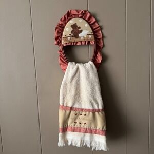 Cottagecore Grandmacore Vintage Cannon Teddy Bear Musical Towel Holder Pink